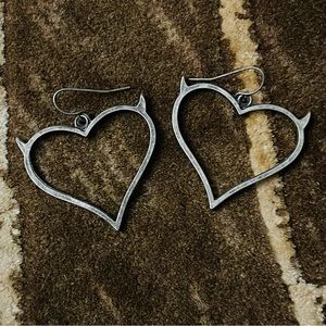 $1!!!** Devil horn heart earrings